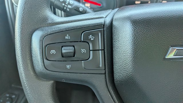 Used 2025 Chevrolet Silverado 1500 Custom Trail Boss w/ Dark Appearance Package AWD/4WD image 26