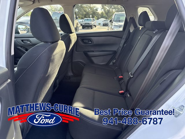 Used 2025 Nissan Rogue S FWD image 12