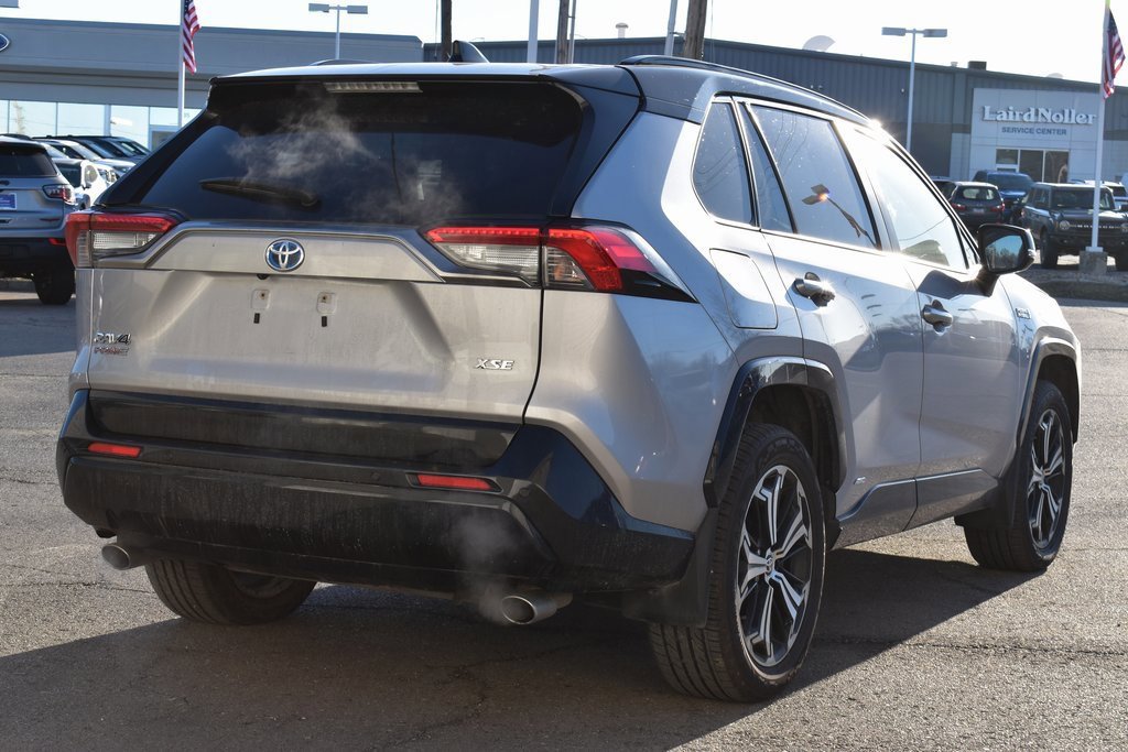 Used 2021 Toyota RAV4 XSE w/ Premium Package image 2