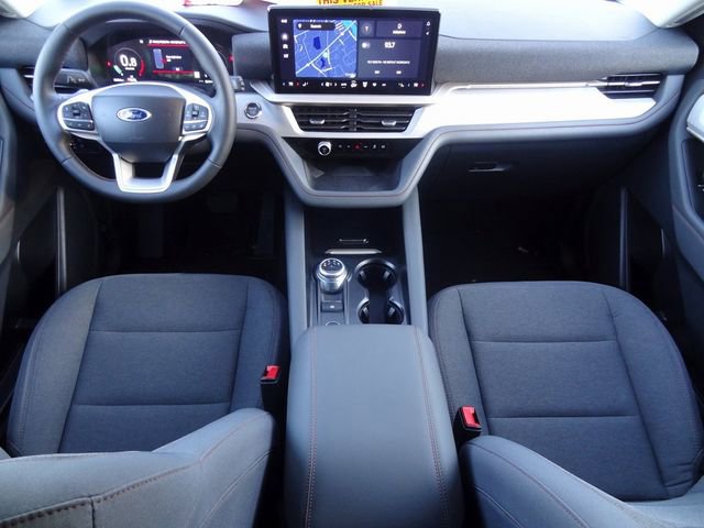 Certified 2025 Ford Explorer Active AWD/4WD image 16