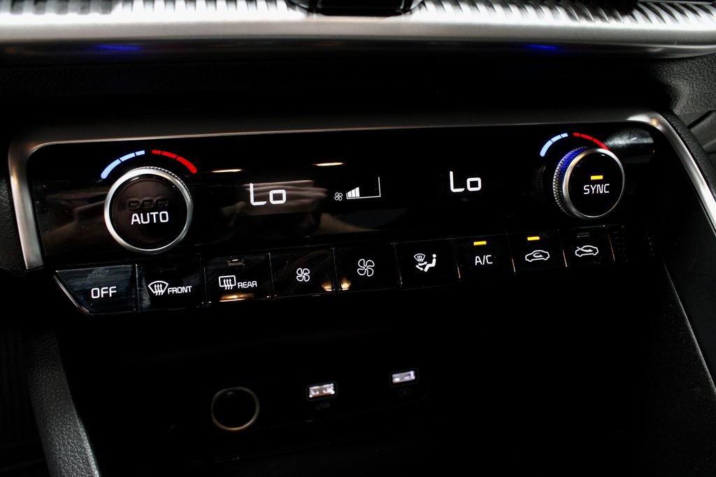 Used 2022 Kia K5 GT-Line FWD image 33