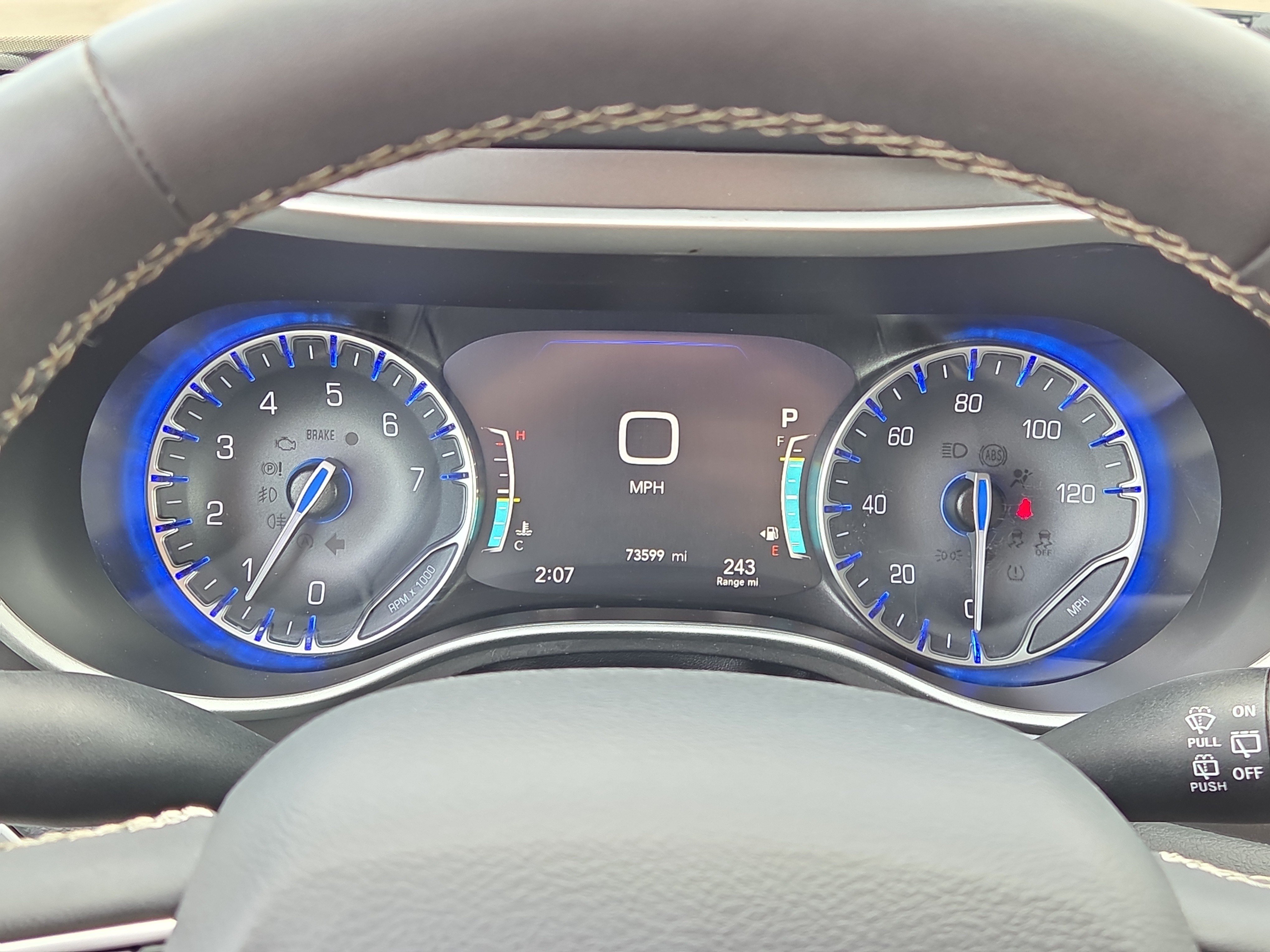 Used 2024 Chrysler Pacifica Touring-L FWD image 24