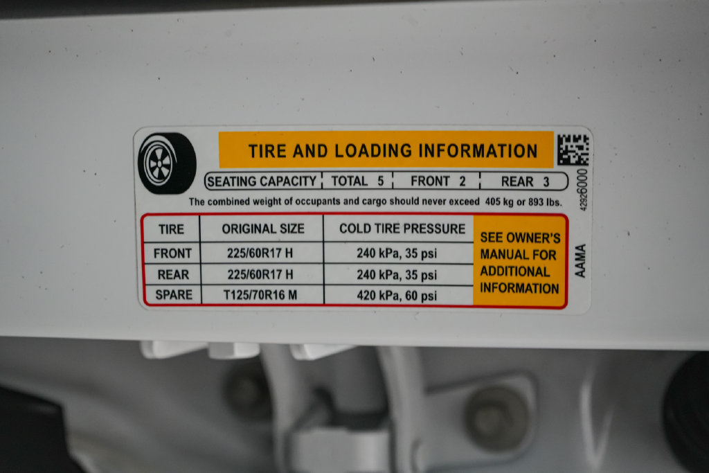 Used 2025 Chevrolet Trax LT w/ LT Convenience Package FWD image 22