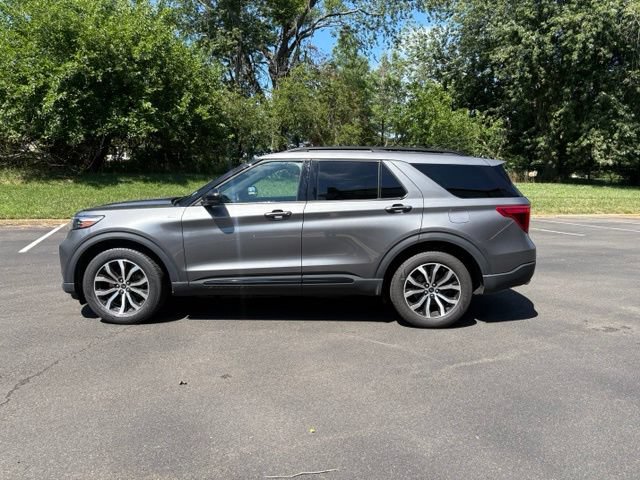Certified 2023 Ford Explorer ST-Line w/ Class IV Trailer Tow Package AWD/4WD image 2