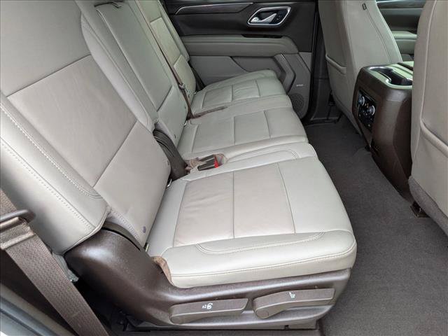 Used 2022 Chevrolet Tahoe Z71 w/ Luxury Package AWD/4WD image 18