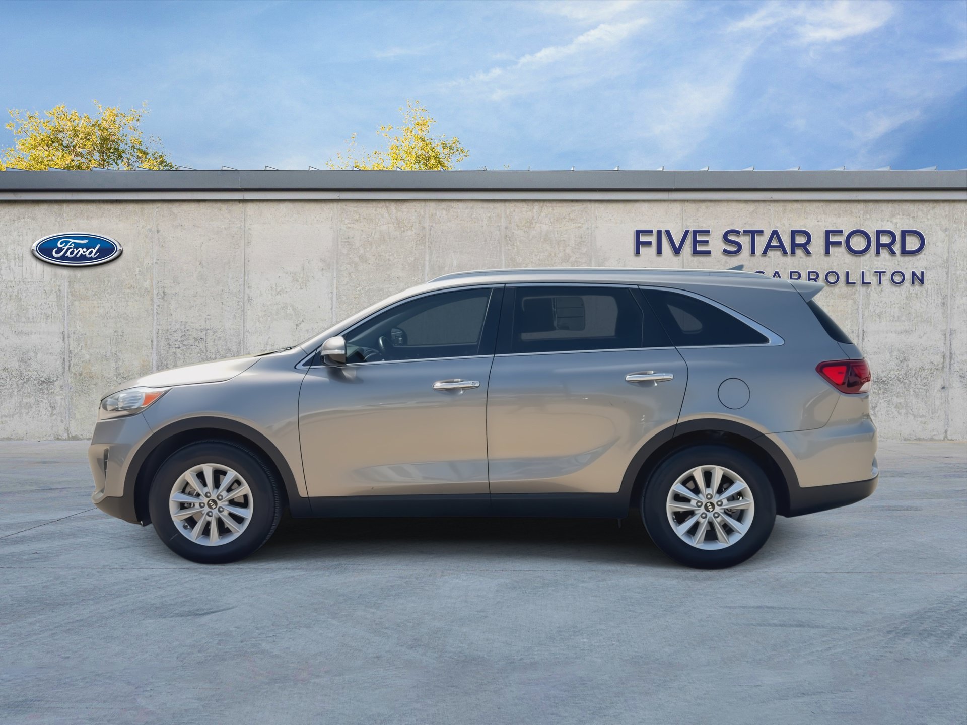 Used 2019 Kia Sorento FWD w/ LX Convenience Package image 5
