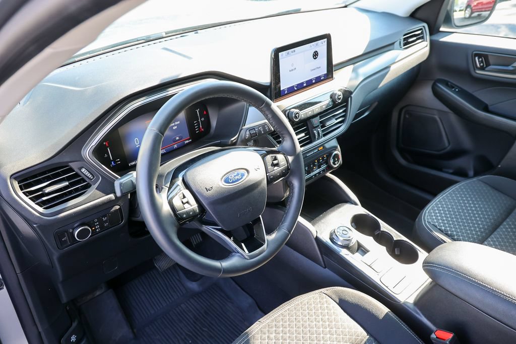 Certified 2023 Ford Escape Active w/ Cold Weather Package FWD image 34