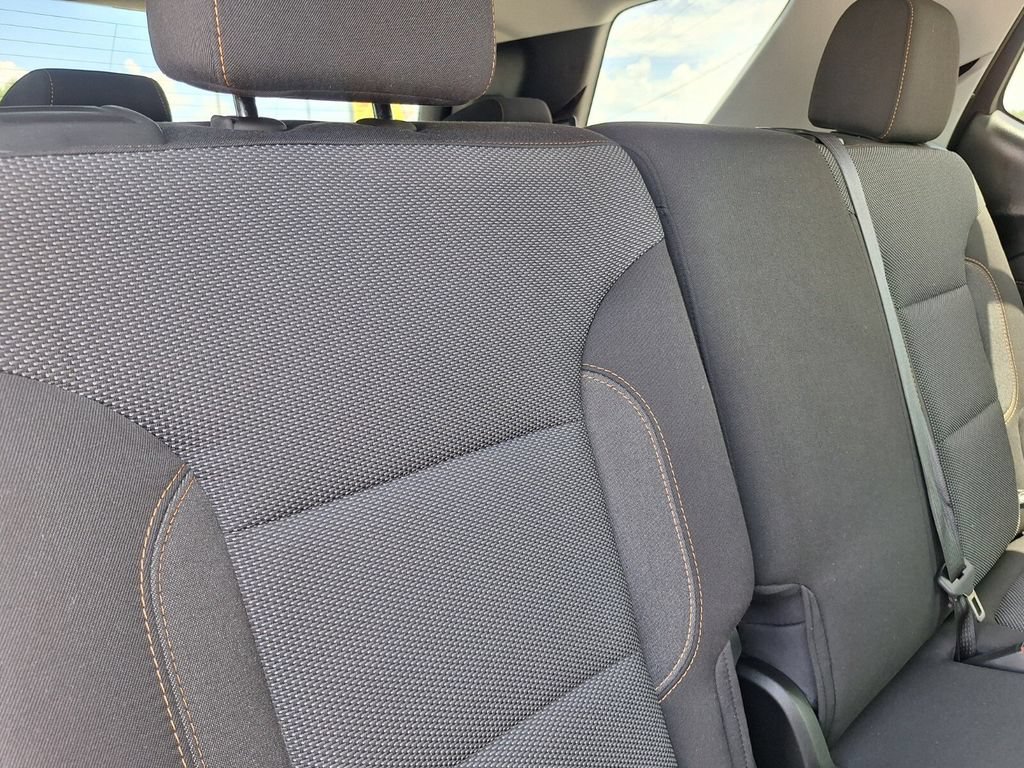 Used 2020 Chevrolet Traverse LS FWD image 23