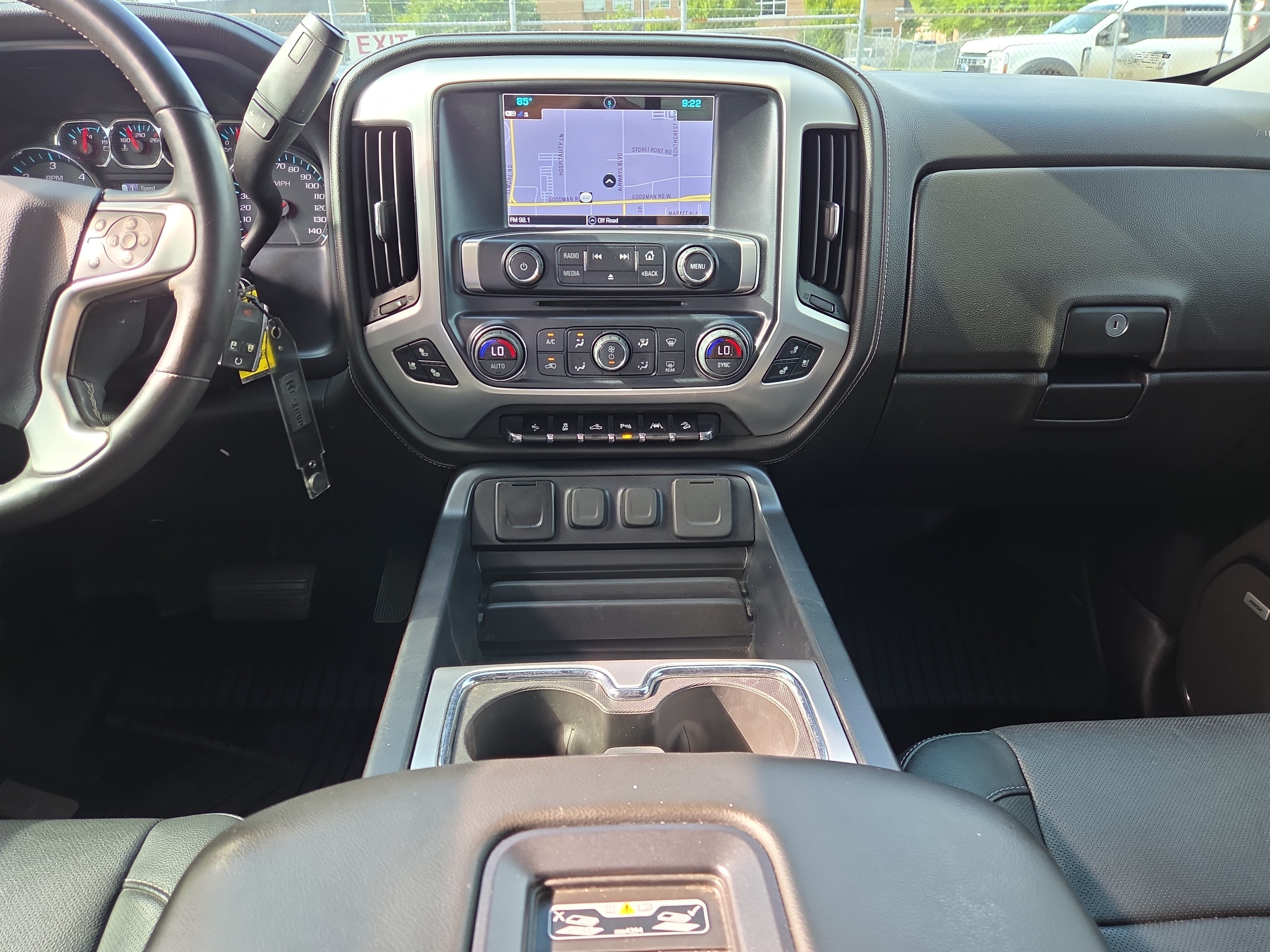 Used 2018 GMC Sierra 1500 SLT AWD/4WD image 23