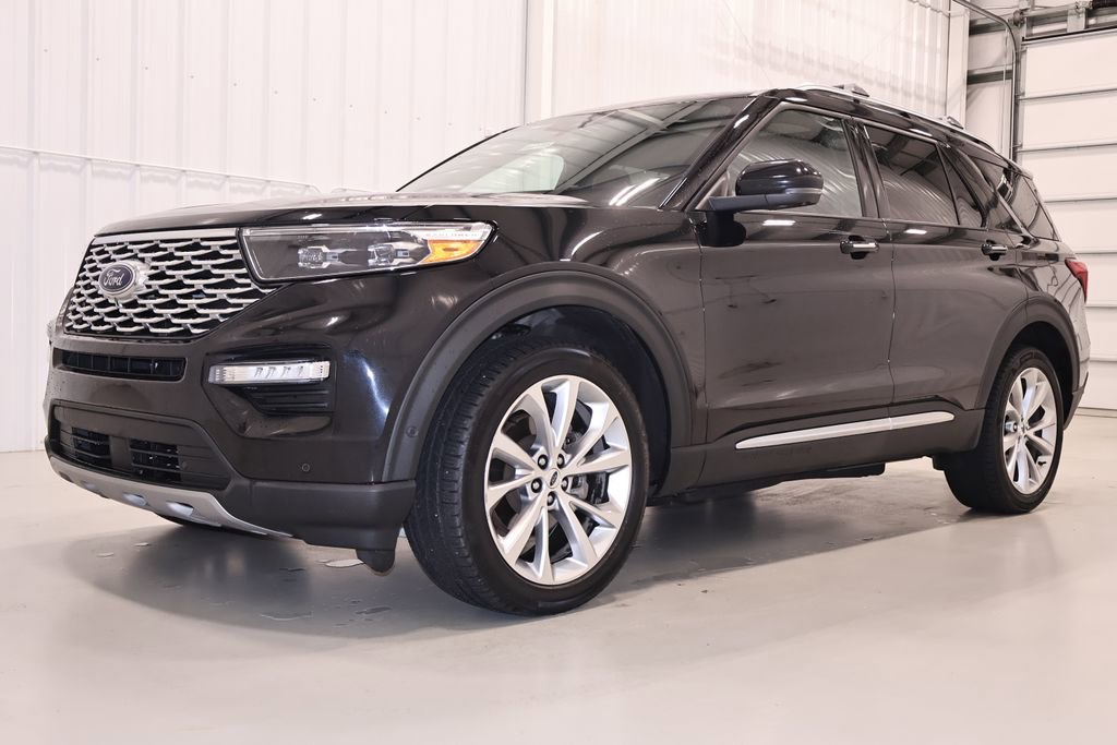 Certified 2021 Ford Explorer Platinum w/ Equipment Group 601A AWD/4WD image 6
