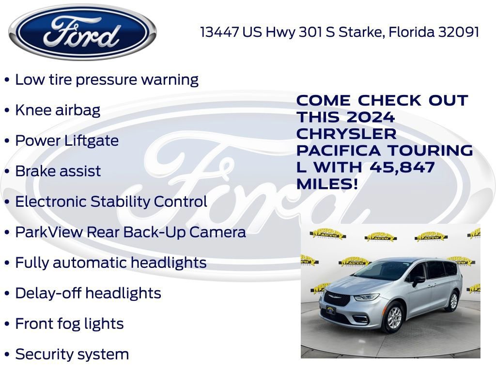 Used 2024 Chrysler Pacifica Touring-L image 30