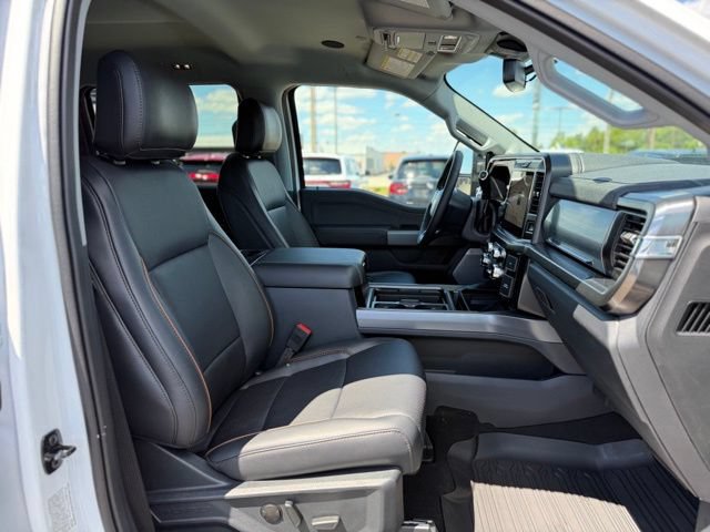 Certified 2026 Ford F250 Lariat w/ Black Appearance Package AWD/4WD image 17