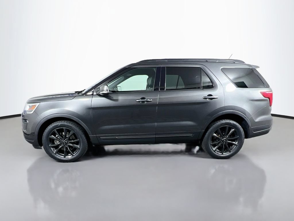 Certified 2019 Ford Explorer XLT w/ Equipment Group 202A AWD/4WD image 5
