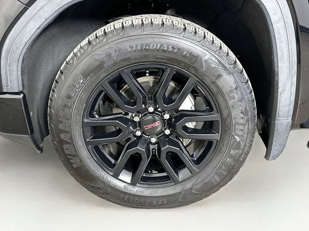 Used 2020 GMC Sierra 1500 Elevation w/ Elevation Value Package RWD image 8