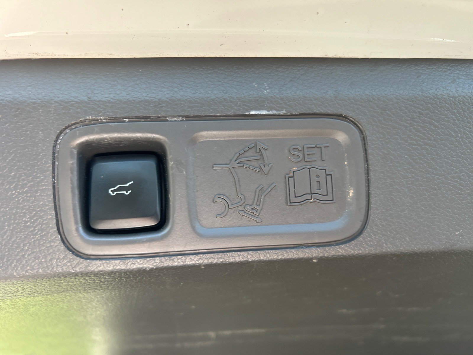 Certified 2021 Ford Expedition Limited AWD/4WD image 16