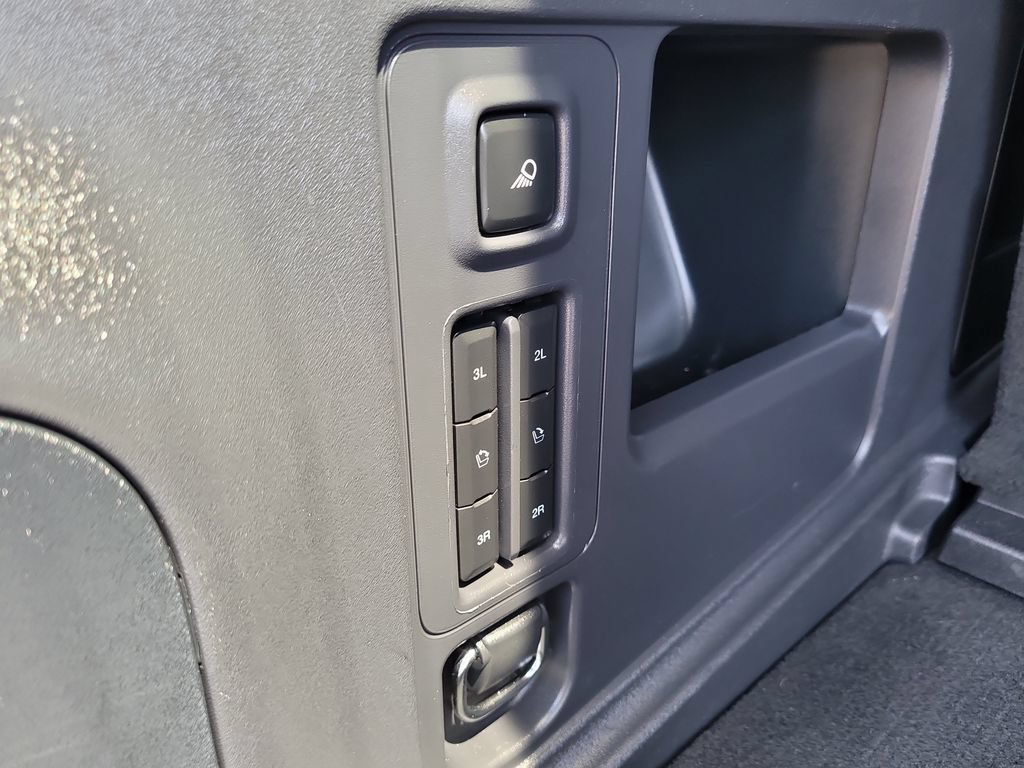 Certified 2025 Ford Expedition Active AWD/4WD image 9