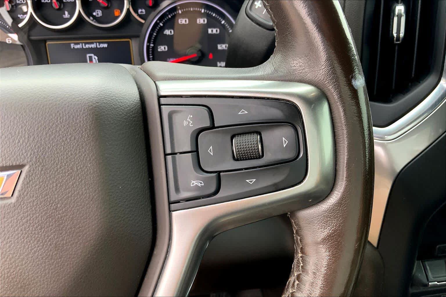 Used 2021 Chevrolet Silverado 1500 LTZ AWD/4WD image 25