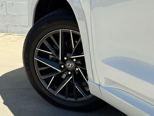 Used 2024 Lexus TX 350 FWD w/ Captains Chair Package image 18