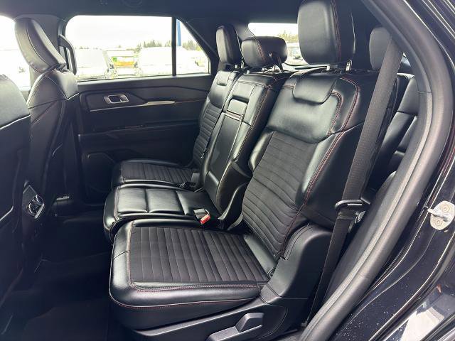 Certified 2025 Ford Explorer ST-Line w/ ST-Line Street Pack image 34