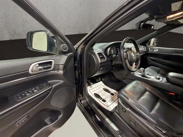 Used 2022 Jeep Grand Cherokee Limited AWD/4WD image 11