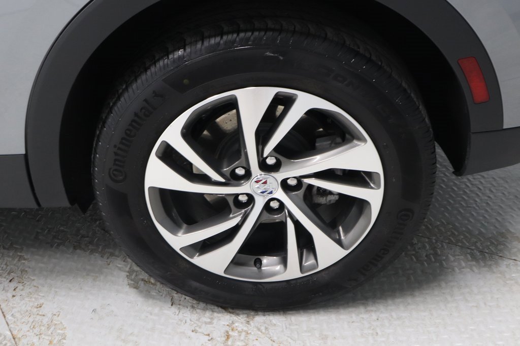 Used 2023 Buick Envision Essence image 18