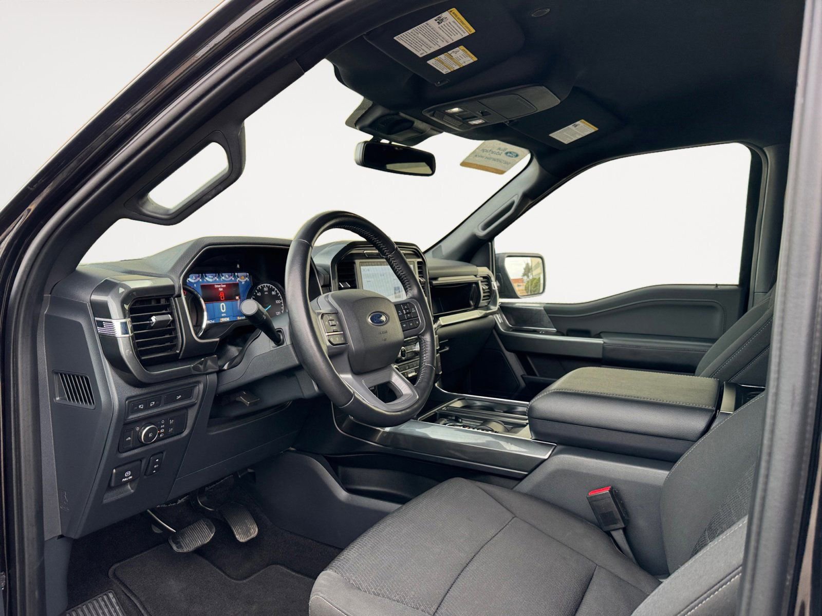 Certified 2022 Ford F150 XLT w/ Equipment Group 302A High image 9