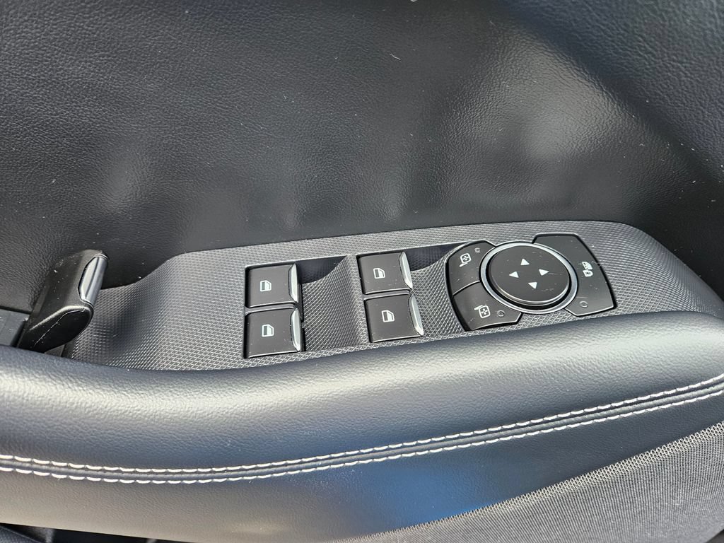 Certified 2022 Ford Mustang Mach-E Select AWD/4WD image 21