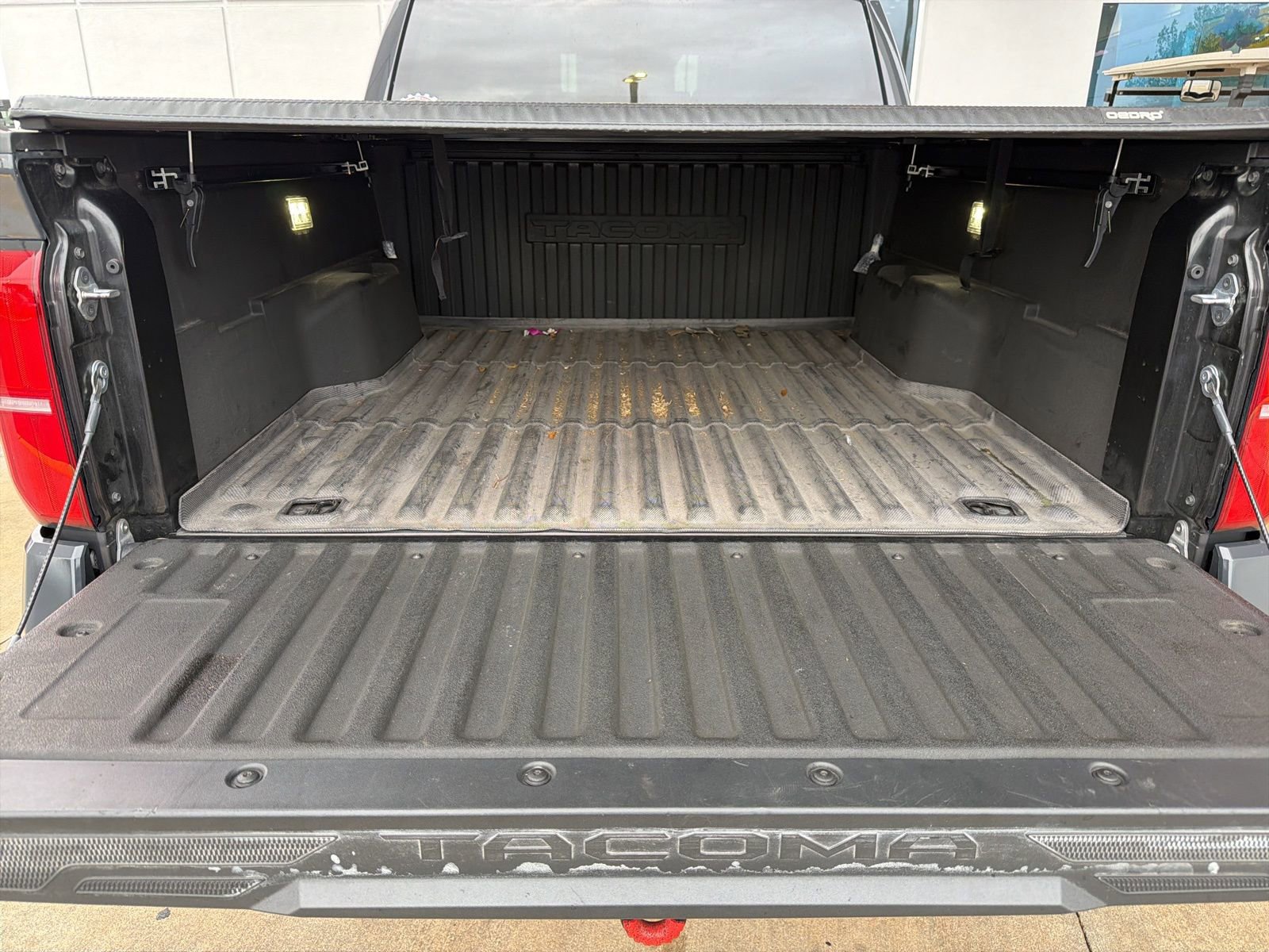 Used 2025 Toyota Tacoma TRD Off-Road image 8