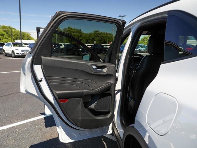 Certified 2025 Ford Escape ST-Line Select w/ Tech Pack #1 AWD/4WD image 23