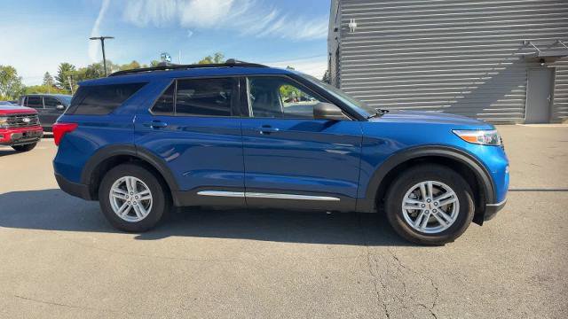 Certified 2021 Ford Explorer XLT w/ Equipment Group 202A AWD/4WD image 9