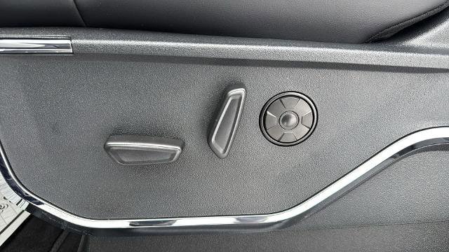 Certified 2026 Ford F450 Platinum image 28