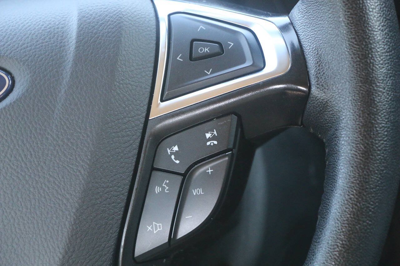 Certified 2024 Ford Edge SEL AWD/4WD image 17