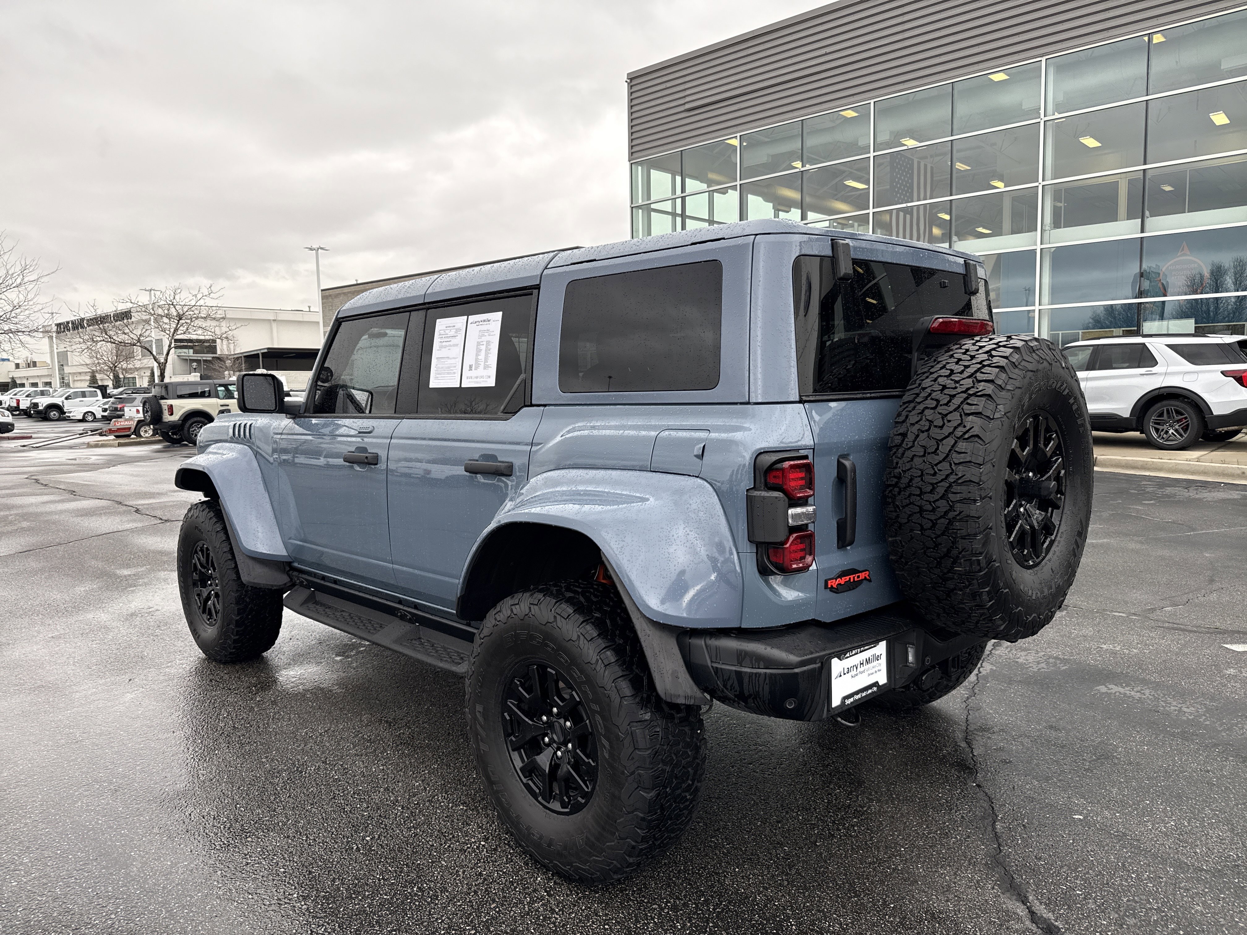 Certified 2023 Ford Bronco Raptor image 3