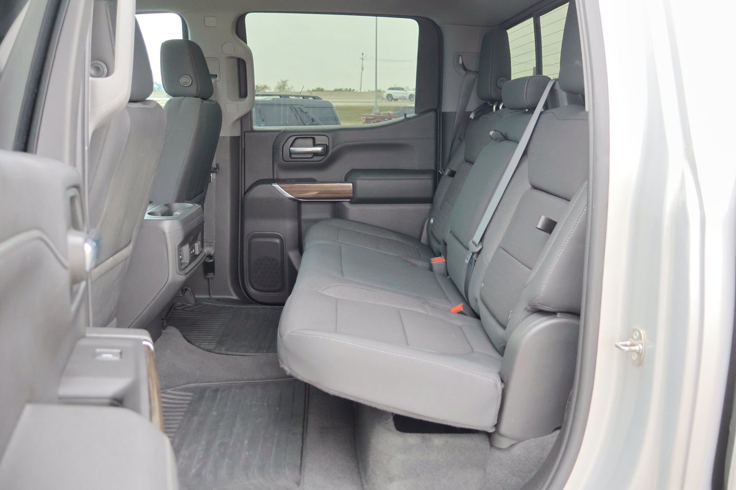 Used 2020 Chevrolet Silverado 1500 RST w/ Texas Edition image 27
