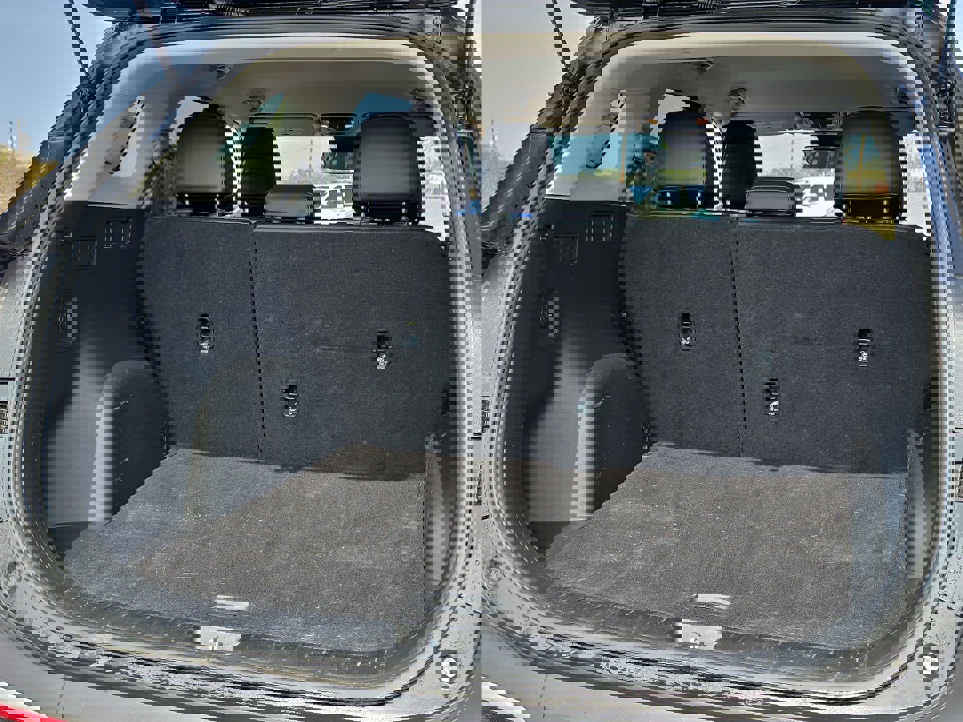 Used 2023 Kia Sportage EX image 21