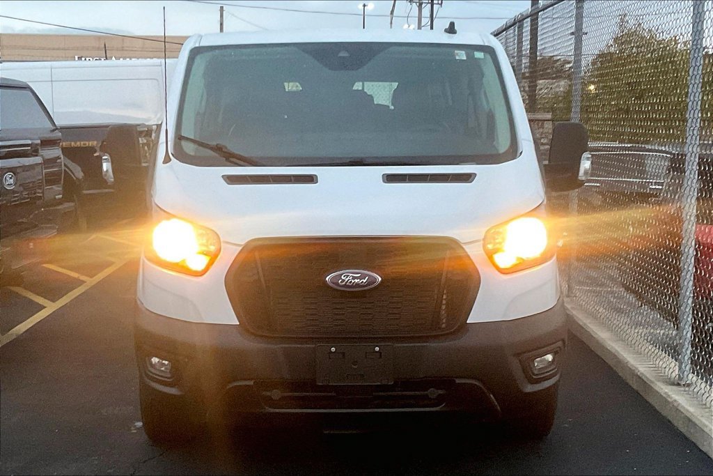 Certified 2021 Ford Transit 350 XL RWD image 2