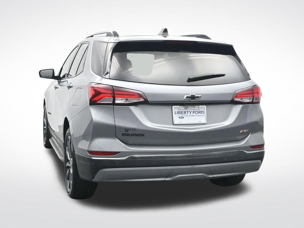Used 2023 Chevrolet Equinox RS w/ LPO, Hit The Road Package FWD image 9