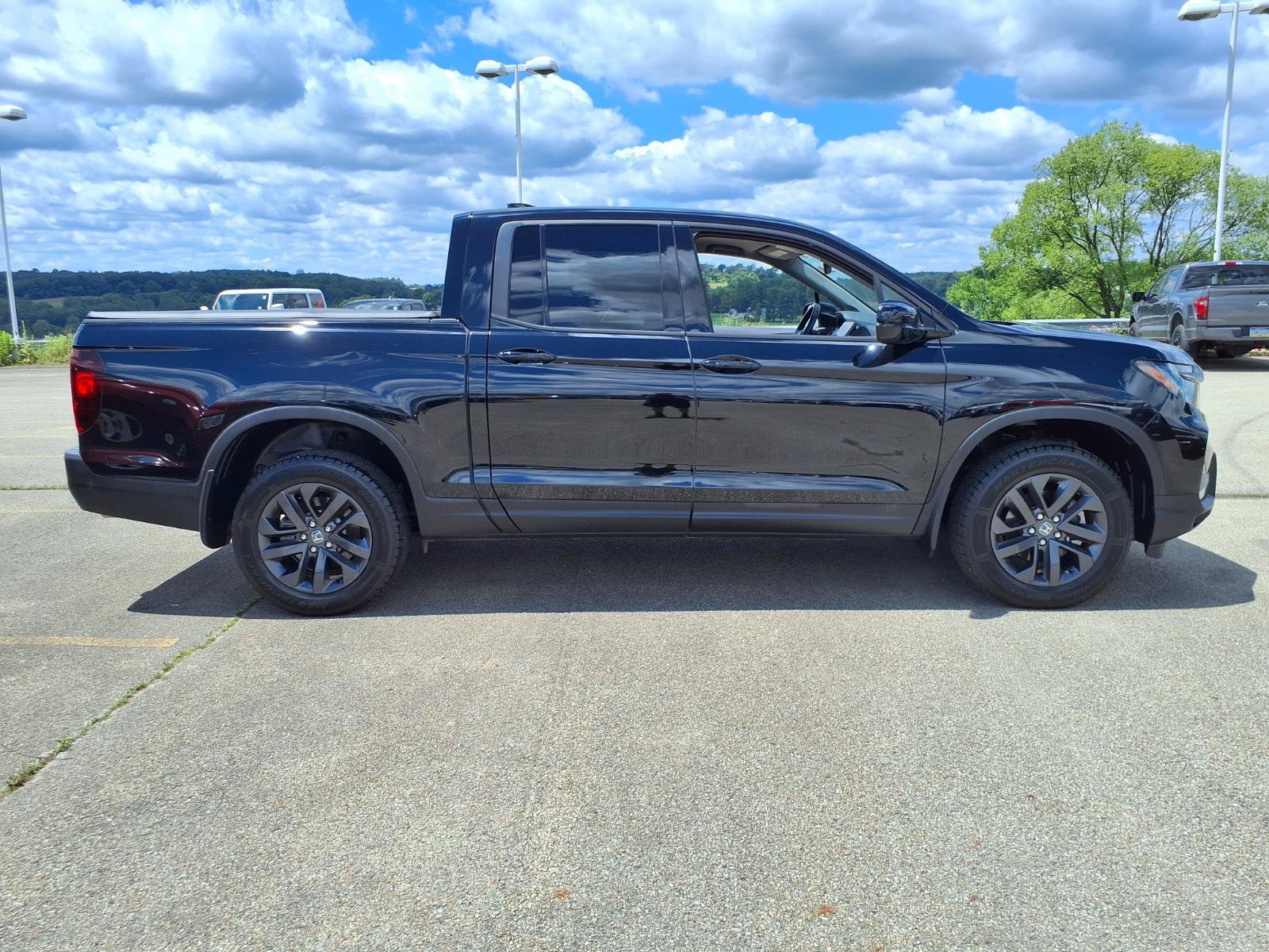 Used 2024 Honda Ridgeline Sport image 6
