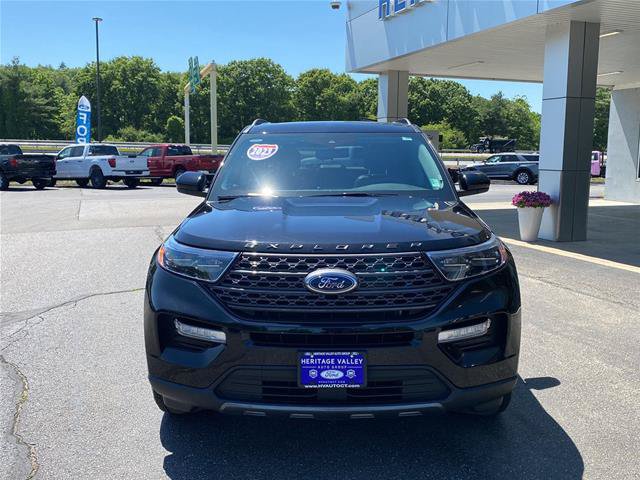 Certified 2023 Ford Explorer XLT w/ Equipment Group 202A AWD/4WD image 2