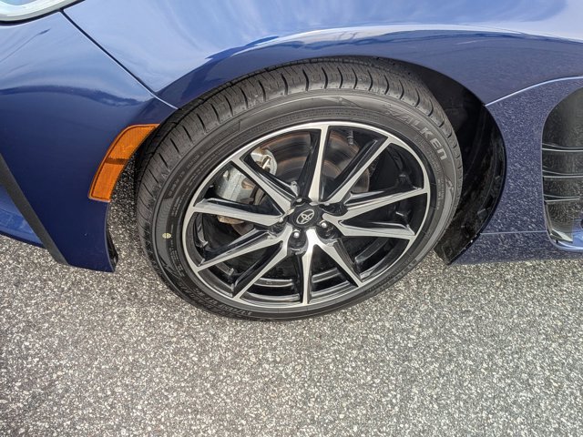 Used 2023 Toyota GR86 BASE image 11