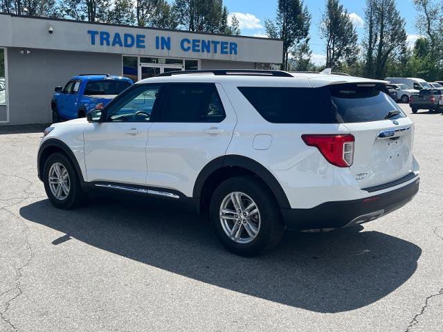 Certified 2022 Ford Explorer XLT w/ Equipment Group 202A AWD/4WD image 4