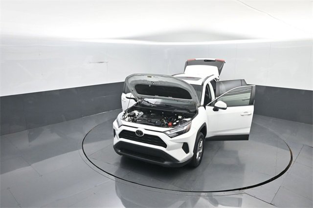 Used 2022 Toyota RAV4 XLE image 35