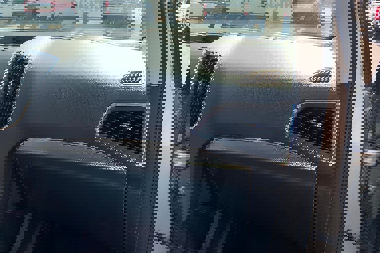 Certified 2024 Ford Edge Titanium image 18