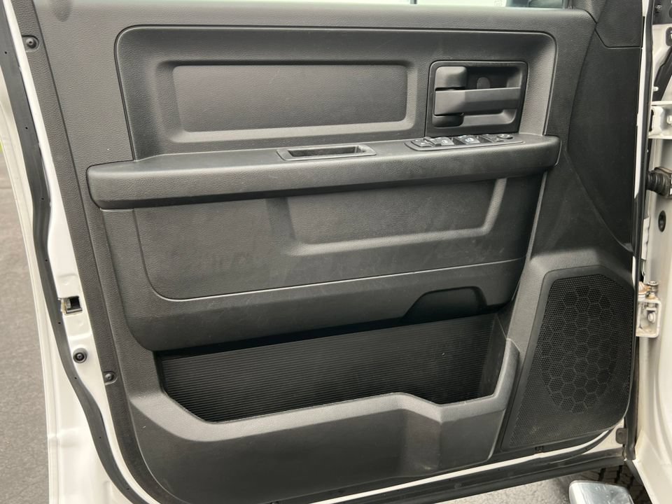 Used 2021 RAM 1500 Tradesman w/ Chrome Appearance Package AWD/4WD image 16