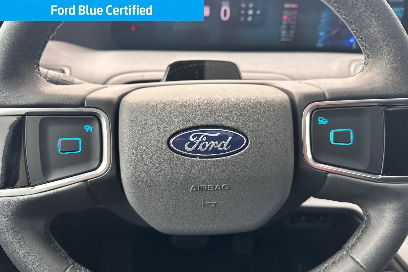 Certified 2025 Ford Expedition Active image 25