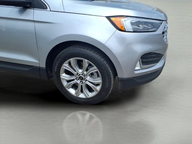 Certified 2023 Ford Edge Titanium w/ Equipment Group 301A AWD/4WD image 4