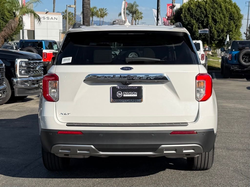 Certified 2023 Ford Explorer XLT w/ Equipment Group 202A image 7