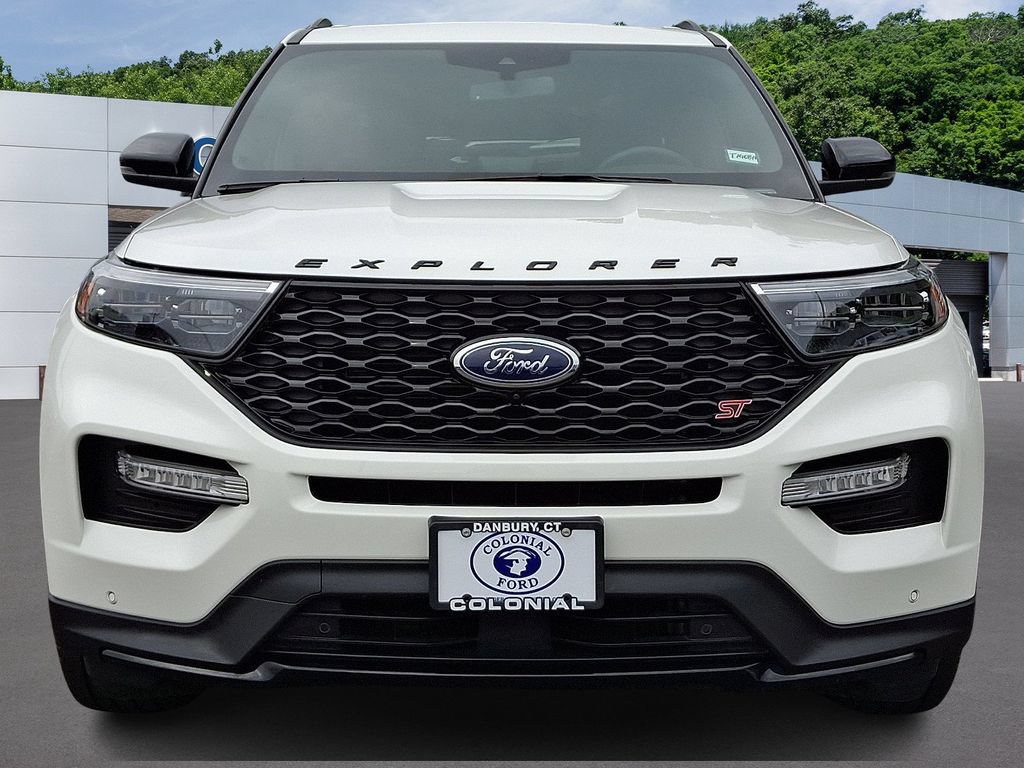 Certified 2024 Ford Explorer ST w/ Equipment Group 401A AWD/4WD image 2