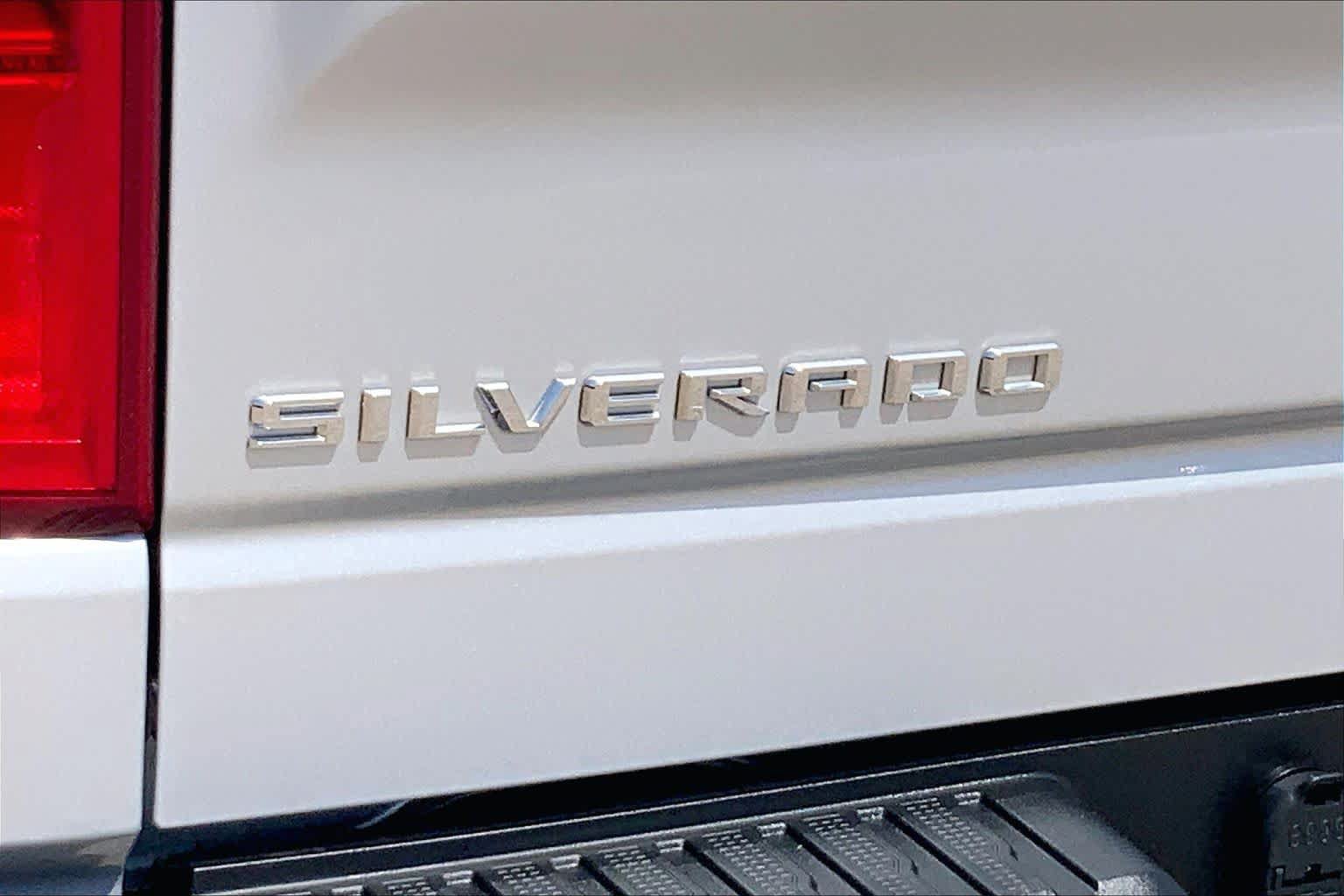 Used 2022 Chevrolet Silverado 1500 RST w/ Texas Edition Plus AWD/4WD image 10