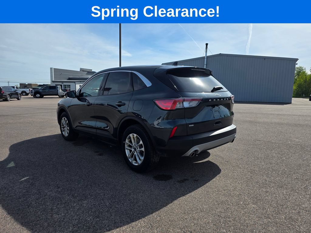 Certified 2022 Ford Escape SE w/ Cold Weather Package AWD/4WD image 5